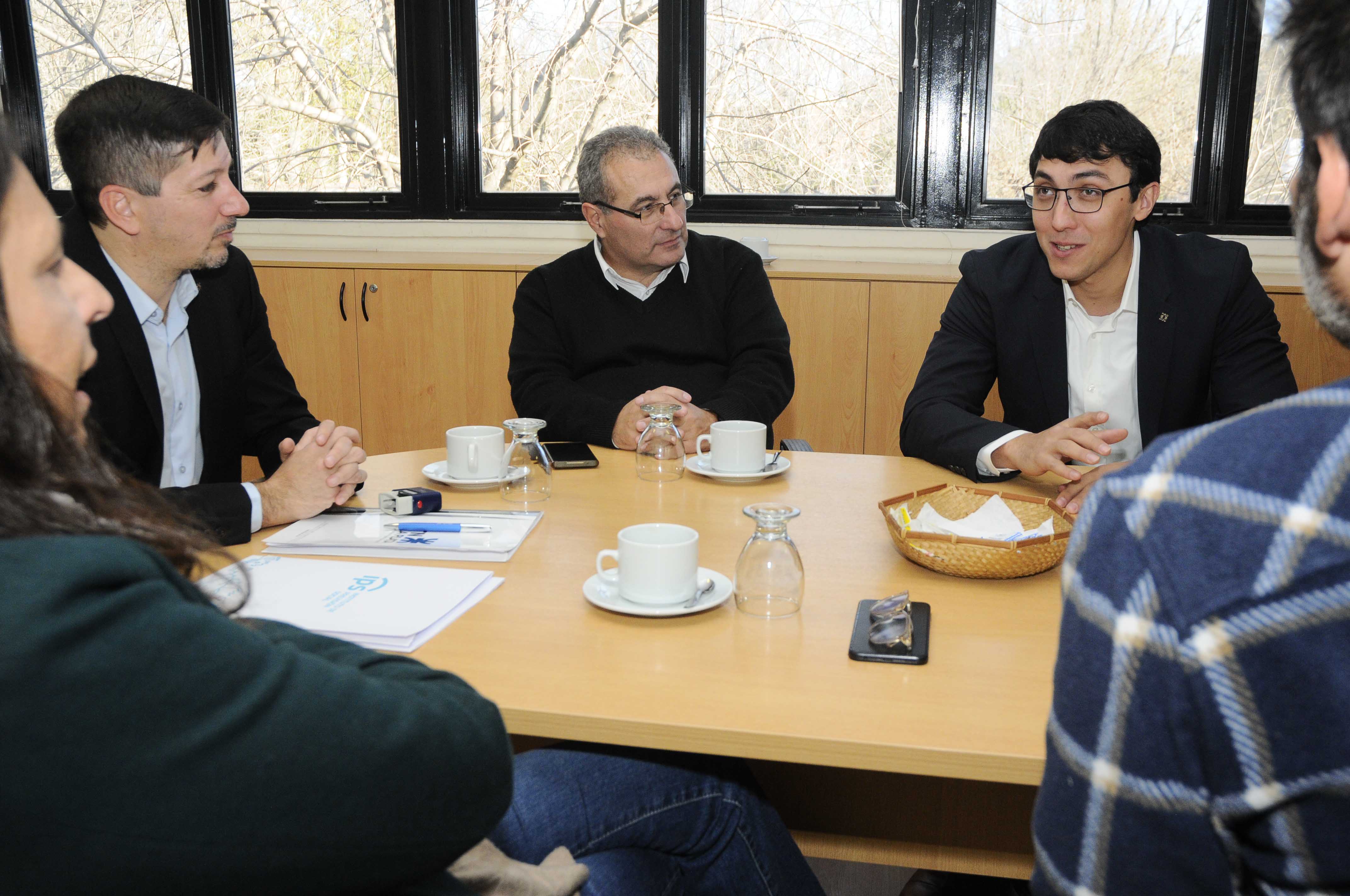 Pasantías educativas: estudiantes de la Facultad podrán realizar ...