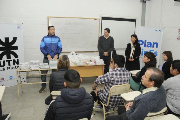 Plan Fines 2025 en la UTN La Plata