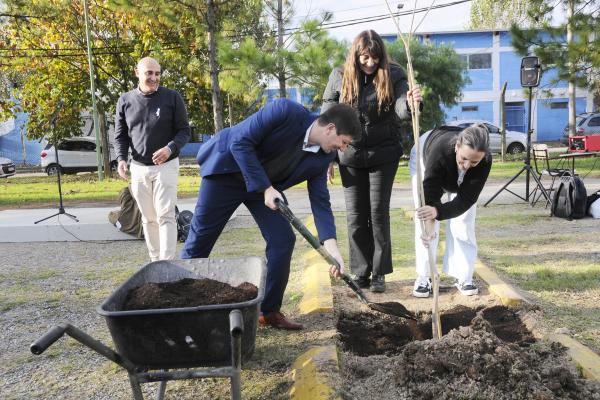“Plantamos Futuro”.